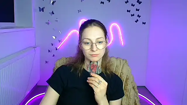 Esmi_Winter Adlı Modelin Canlı XXX Sohbeti