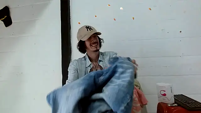 sk8-sirn Live XXX chat