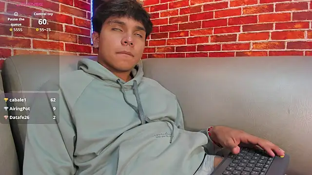 Thiago_Kozak Webcamshow