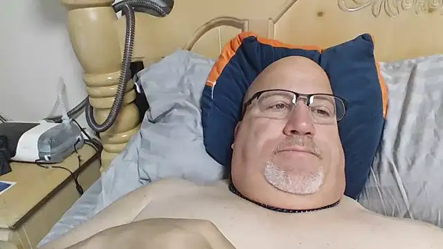 Bigbear0563 webkamerás műsora