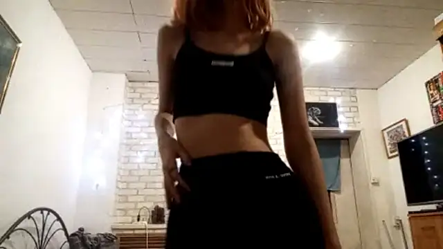 SirenFrost Chat XXX live