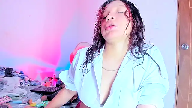 Emily_Coper18's Live XXX Chat