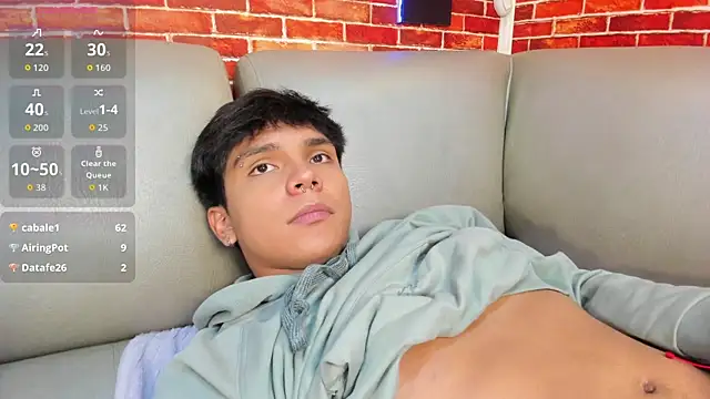 عرض كام Thiago_Kozak