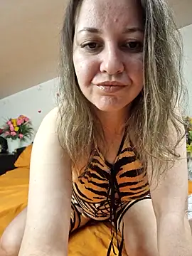 SweetMaddy888 Adlı Modelin Canlı XXX Sohbeti