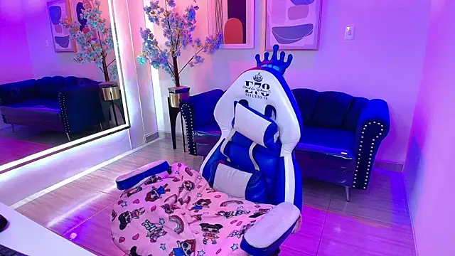 Miia__owens Adlı Modelin Canlı XXX Sohbeti