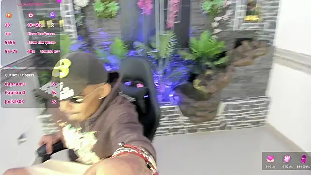 RpoolrboyのライブXXXチャット