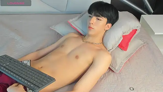 Онлайн чат XXX AerumChae