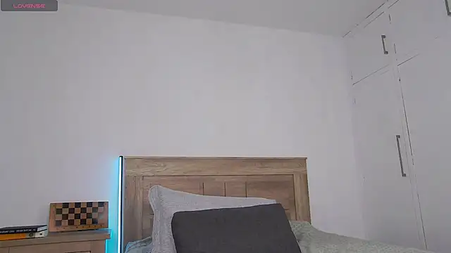 Arilas_'s Live XXX Chat