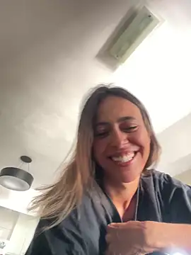 Gipoltergeist 现场XXX聊天