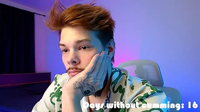 DENIS_HERE webkamerás műsora