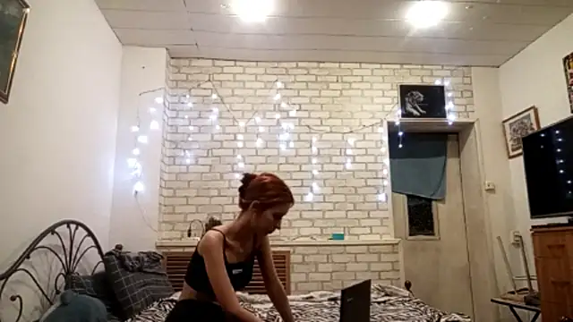 Chat +18 de SirenFrost ao vivo