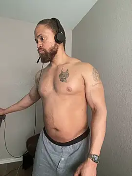 Fathero1time webkamerás műsora