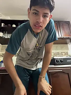 Show modela juanma759 na web-kameri