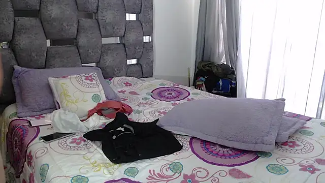 sara_hott_1 – Live XXX-chat