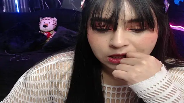 lehia_285 Adlı Modelin Canlı XXX Sohbeti