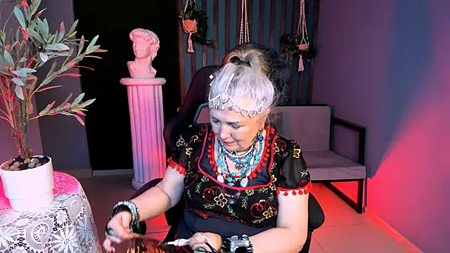 LilaMaharani's Live XXX Chat