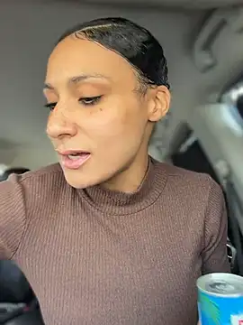 Chatroom XXX en direct de FerrariFrench