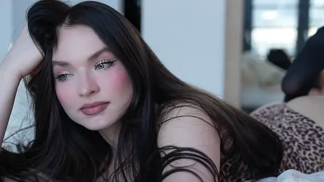 ibiddi Adlı Modelin Canlı XXX Sohbeti