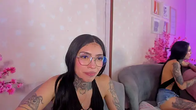 دردشة Ashley_Blum_ الجنسية المباشرة