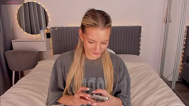 Chatroom XXX en direct de CassieRayss