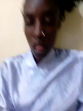 Živý XXX chat Petite_Ula