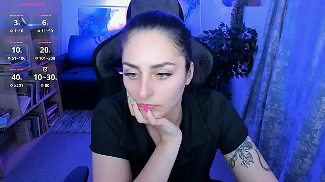 ValeriiMills: онлайн-секс-чат