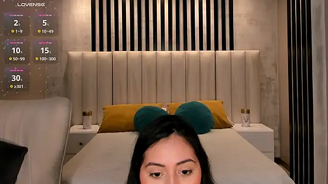 AmbarJames_: онлайн-секс-чат