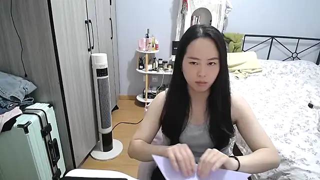 wxj1019: онлайн-секс-чат