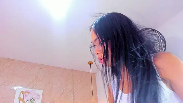 Miia03: вебкам-шоу