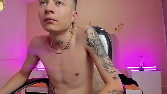 Chat +18 de Nascary_Fox ao vivo