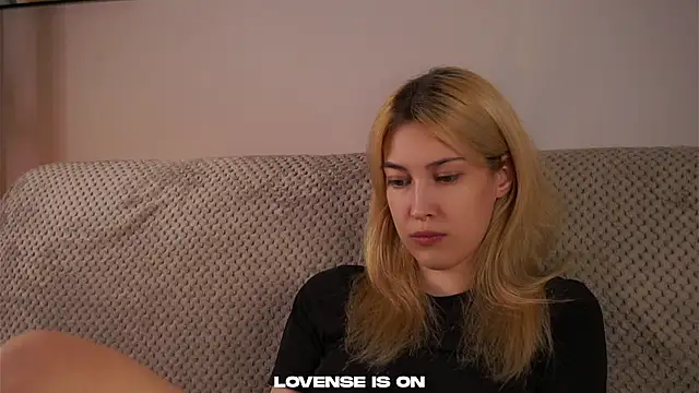 AngelicRice élő XXX-chatje