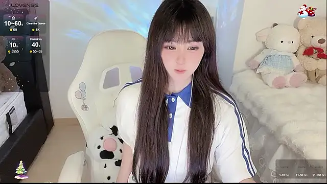 yuii-7's Live XXX Chat