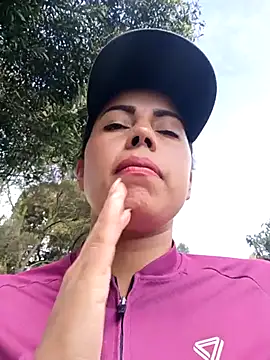 _andrea30 Live XXX-Chat