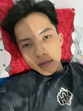 Nguyencuong1999 网络视讯表演