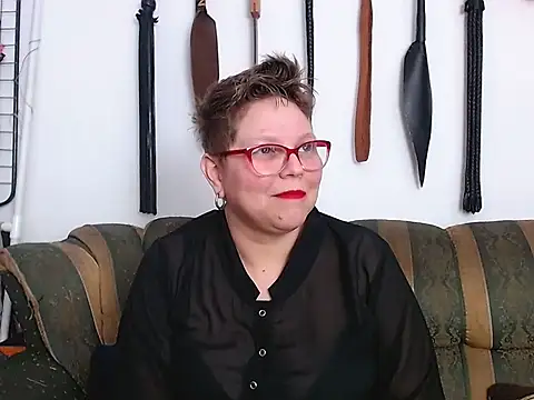 Leah_R's Live XXX Chat