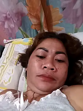 SweetChubbyMommy_02's Live XXX Chat