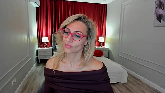 MuseOfStage 即時 XXX 聊天