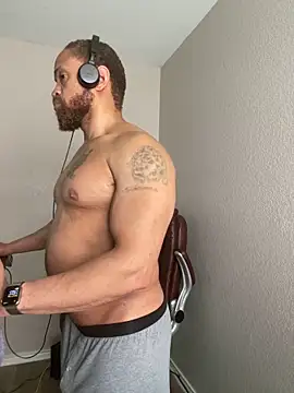 Chatroom XXX en direct de Fathero1time