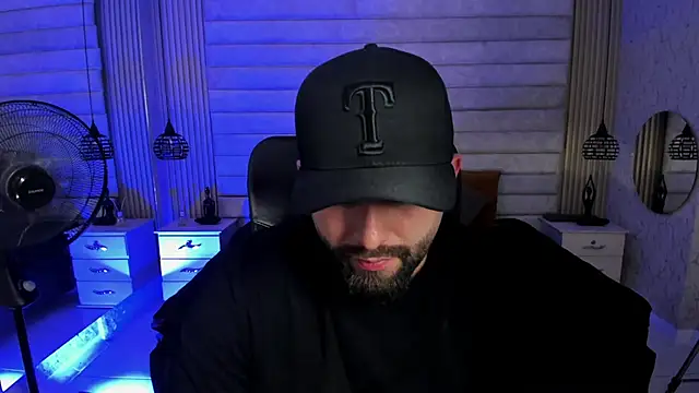 Chatroom XXX en direct de jhon_bear03