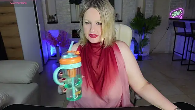 MariemLui's Live XXX Chat