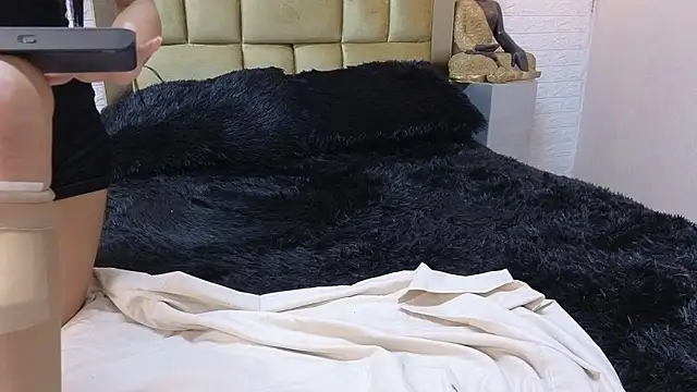 ximenawilliamss Adlı Modelin Canlı XXX Sohbeti