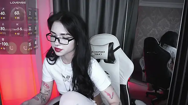 JuicyJess_ Adlı Modelin Canlı XXX Sohbeti