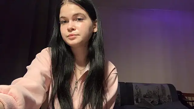 BellaLuxury's Live XXX Chat