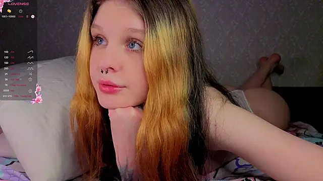 Hi_Kitti Adlı Modelin Canlı XXX Sohbeti