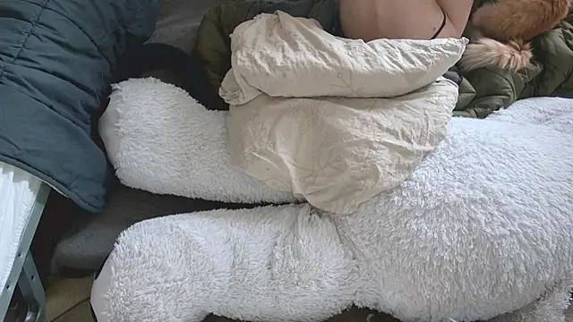 CeriseLapineのライブXXXチャット