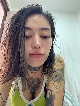 Chat XXX en directo de Ellelie_77