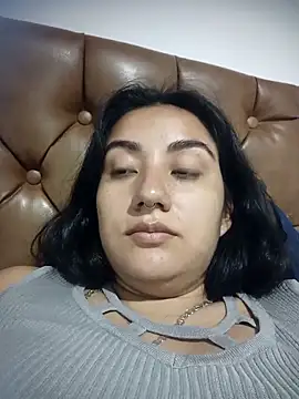 Chat XXX en directo de Hellen_Alex