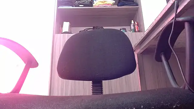 Chat XXX ao vivo de nicolle_milf1978