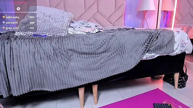 Chat XXX en directo de NaeniaDemon_