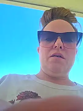 julimonroe's Webcam Show